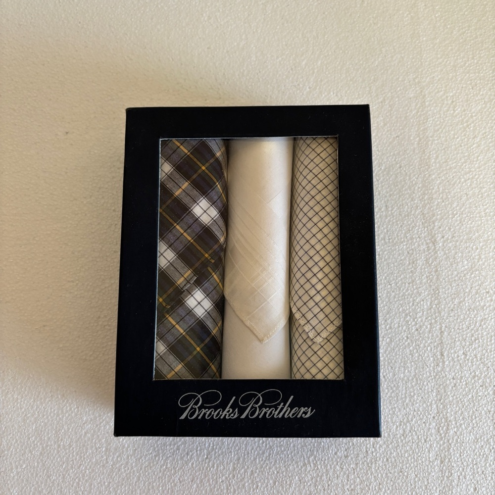 Brooks Brothers 3pc Color Woven Handkerchiefs